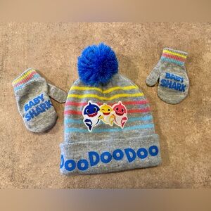 Baby Shark Gray and Blue Kids Beanie and Mittens Set, Toddler One Size